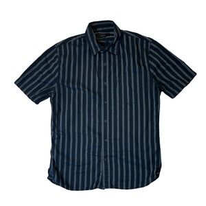 Vince mens XS navy blue stripe classic fit short sleeve button up casual shirt